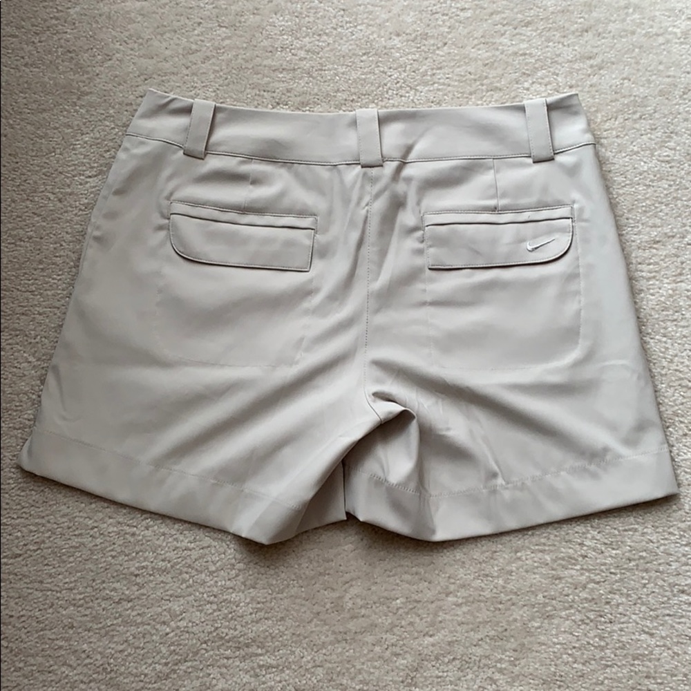 Nike Performance Dri-Fit Golf Shorts - 6. - Picture 3 of 5